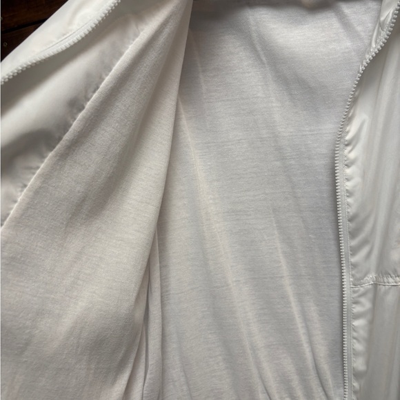 Vintage Retro Reebok Ivory Zip-Front Bomber Jacket with Textured Trim - Picture 6 of 11